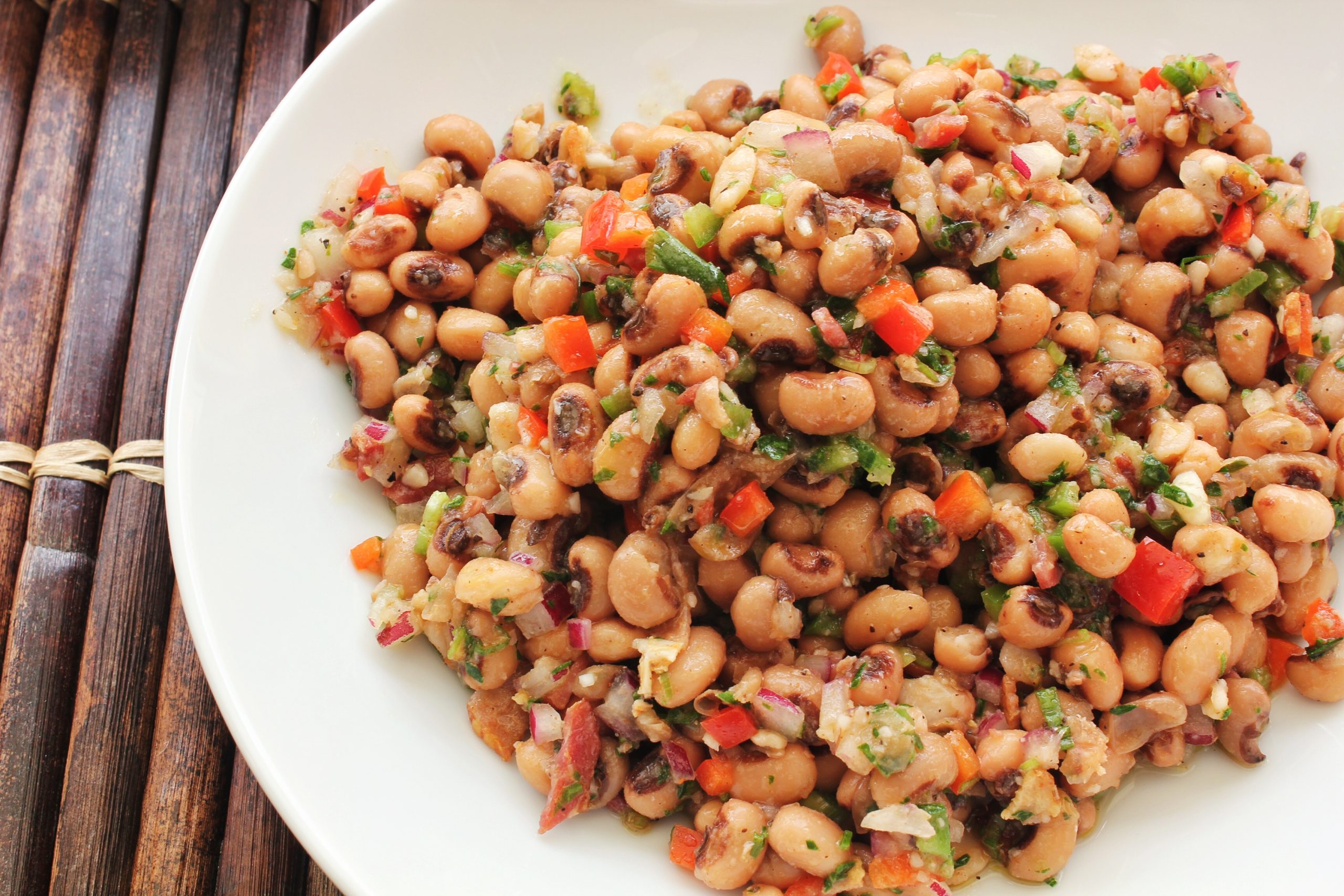 5 Amazing Reasons Why Your Body Needs More Black Eyed Peas - LA South ...